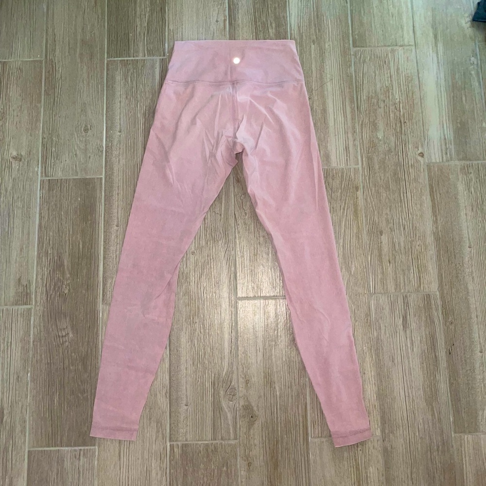 Pink Lululemon Wunder Under Leggings